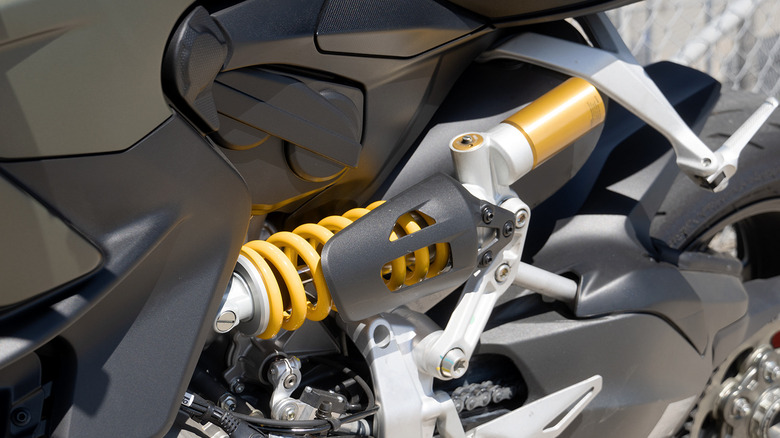 2023 Ducati Streetfighter V2 adjustable rear damper detail