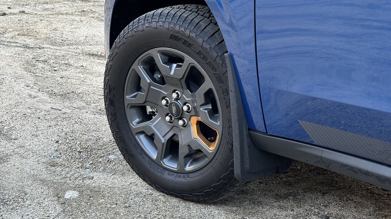 2023 Ford Maverick Tremor wheel and all-terrain tire