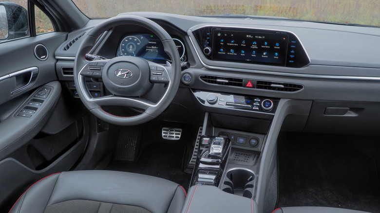 2023 Hyundai Sonata dashboard