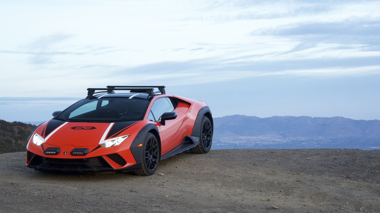 2023 Lamborghini Huracan Sterrato on ridge