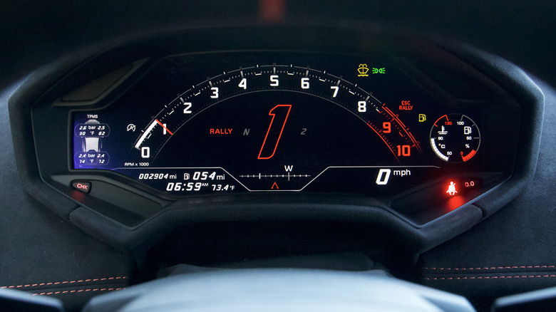 Lamborghini Huracan Sterrato gauge cluster in Rally mode