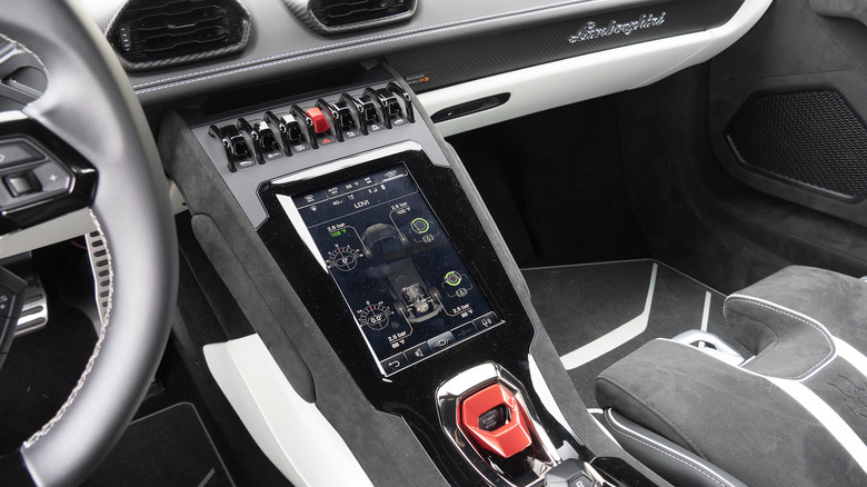 Lamborghini Huracán Tecnica infotainment screen and switchgear