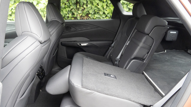 2023 Lexus RX 500h F Sport Performance backseat and trunk