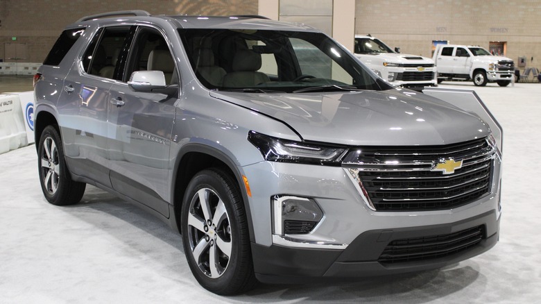 Silver 2024 Chevy Traverse 