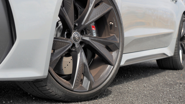 2024 Audi RS 7 Performance front wheel