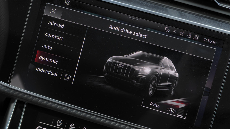 2024 Audi SQ8 drive modes