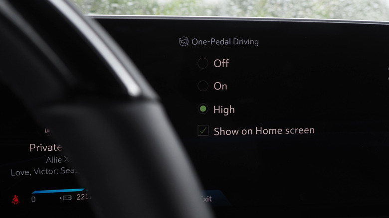 2024 Cadillac Lyriq one-pedal driving UI