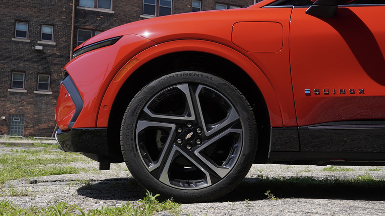 2024 Chevrolet Equinox EV front wheel and tire detail