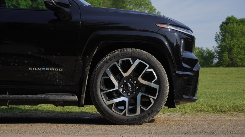 2024 Chevrolet Silverado RST First Edition front wheel and tire detail