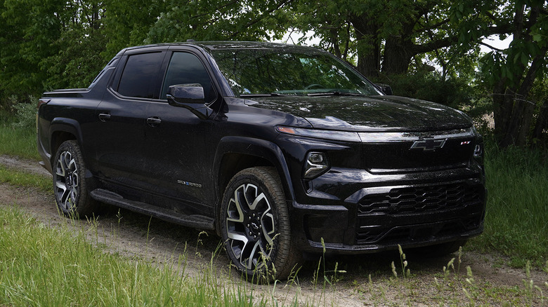 2024 Chevrolet Silverado RST First Edition