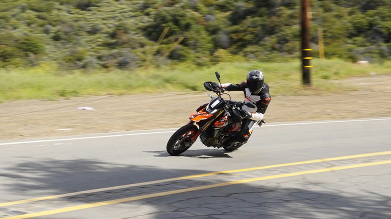 2024 Ducati Hypermotard 698 Mono ripping through the canyons