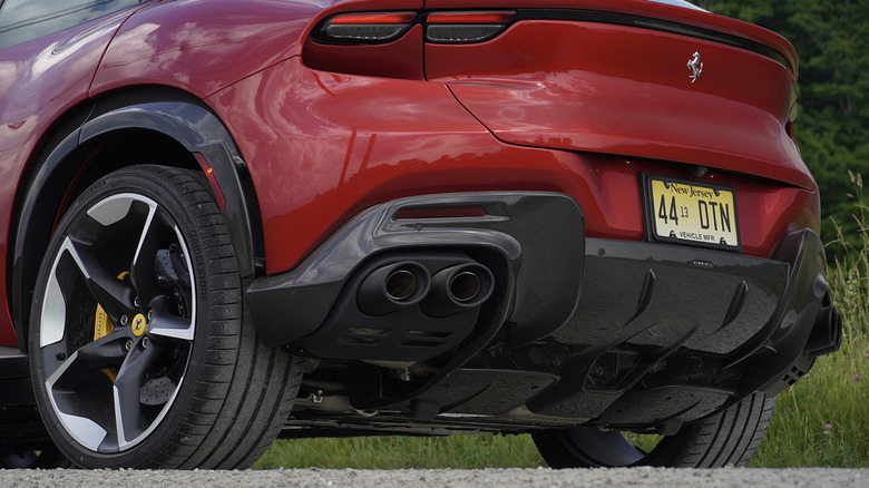 2024 Ferrari Purosangue rear diffuser detail