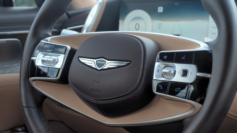 2024 Genesis G90 steering wheel closeup