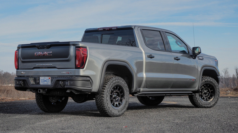 2024 GMC Sierra 1500 AT4X AEV Edition