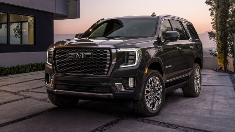 2023 GMC Yukon Denali Ultimate parked