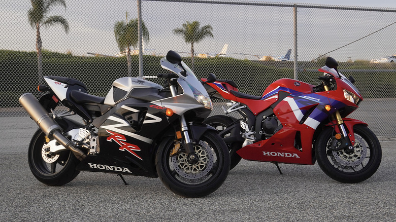 2024 Honda CBR600RR with Honda CBR954RR profile