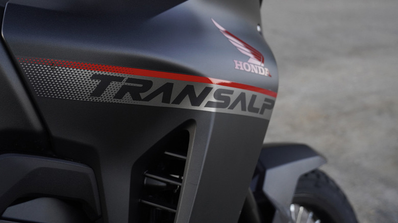 2024 Honda XL750 Transalp front fairing detail