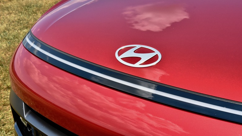 2024 Hyundai Kona N Line hood badge.