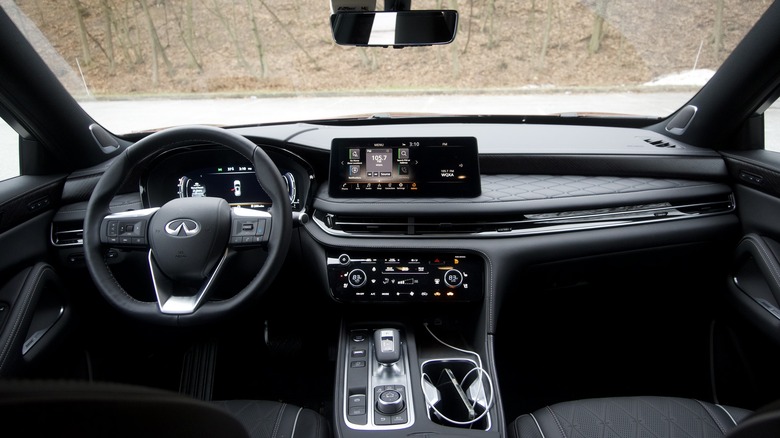 Infiniti QX60 interior