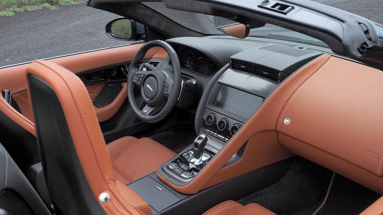 2024 Jaguar F-Type R75 cabin