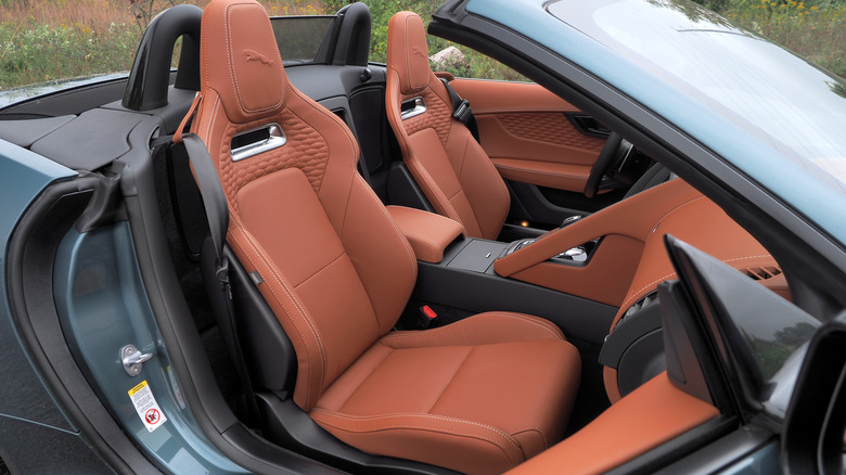 2024 Jaguar F-Type R75 seats