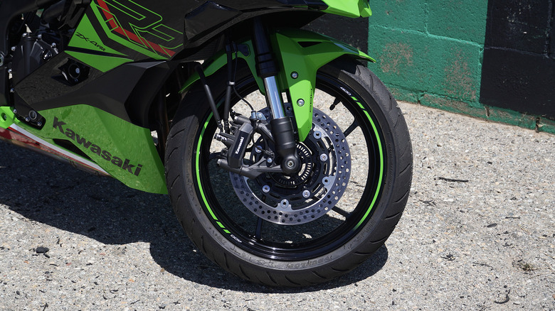 2024 Kawasaki Ninja ZX-4RR front wheel, tire, and brakes detail