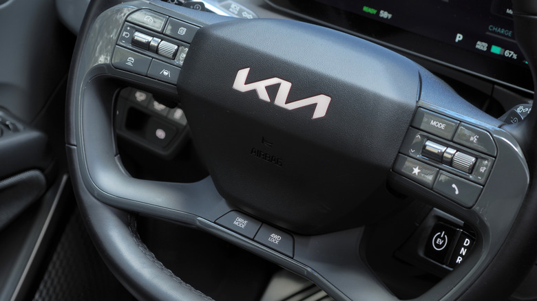 2024 Kia EV9 steering wheel detail