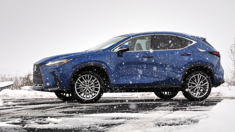 2024 Lexus NX 350h AWD