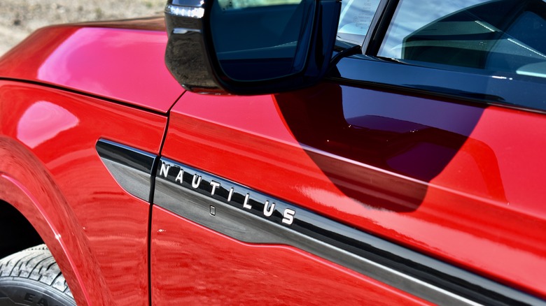 2024 Lincoln Nautilus fender badge.