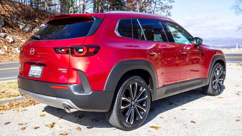 2024 Mazda CX-50 rear 3/4 view