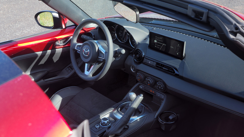 2024 Mazda MX-5 Miata RF cabin