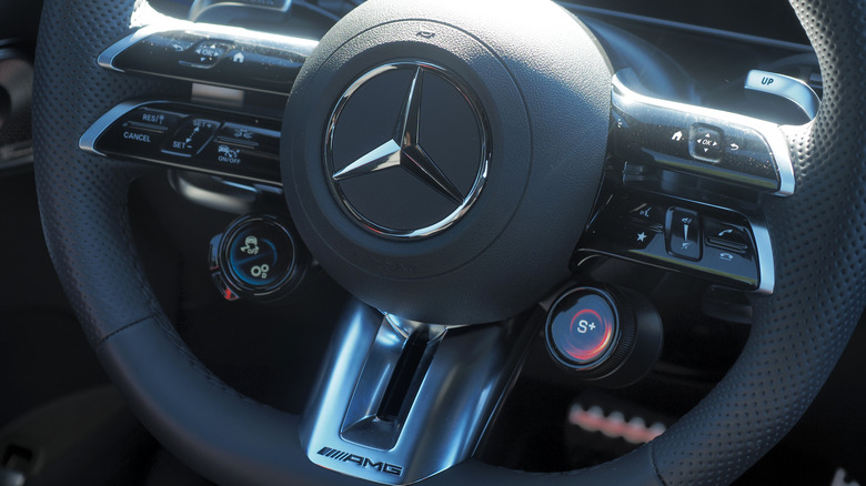 AMG GLC 43 Coupe steering wheel controls