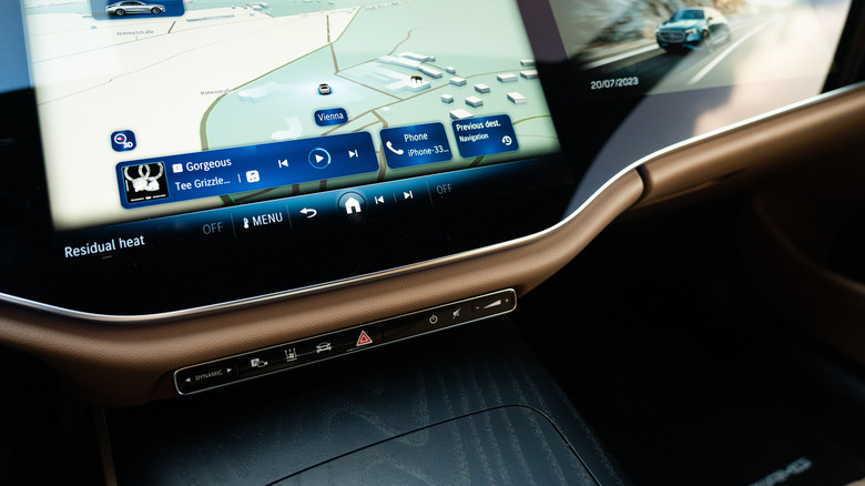 The dashboard of the 2024 Mercedes-Benz E-Class