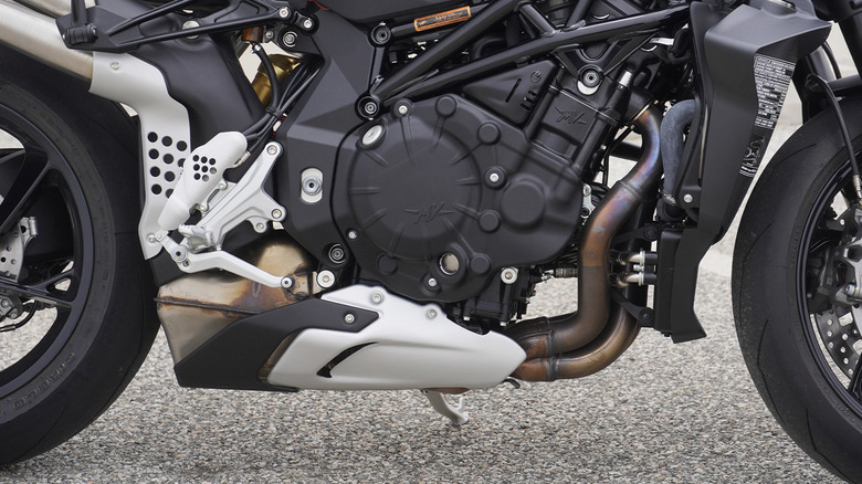 2024 MV Agusta Brutale 1000 RS engine and trellis frame detail