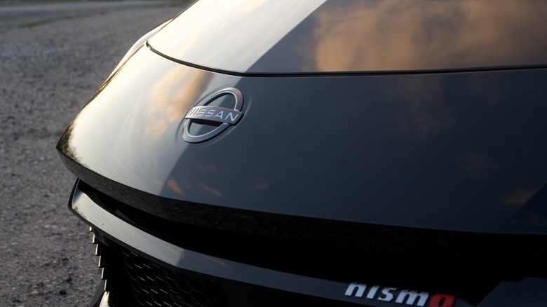 Nissan Z nose