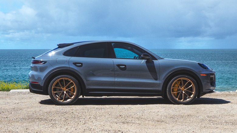 2024 Porsche Cayenne Turbo GT