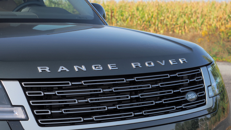 2024 Range Rover badge