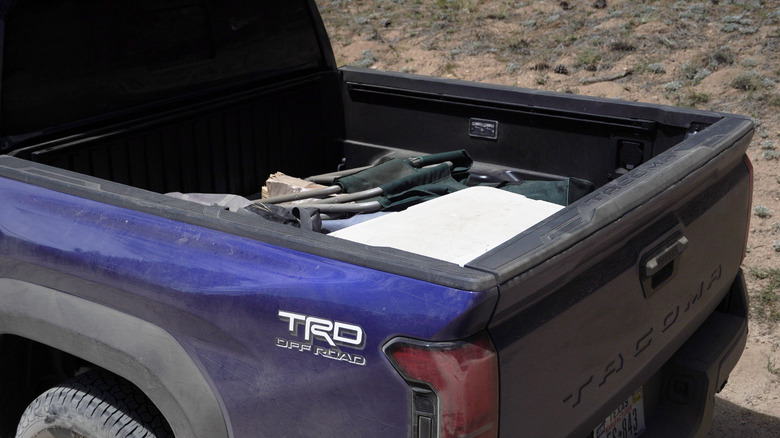 2024 Toyota Tacoma TRD Off-Road manual truck bed detail