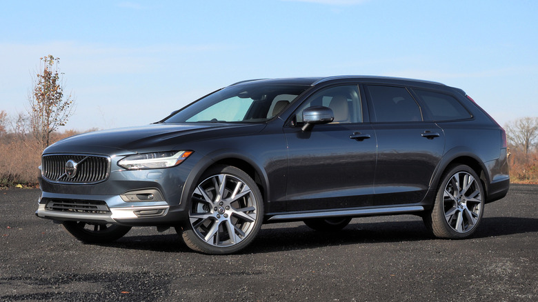 2024 Volvo V90 Cross Country