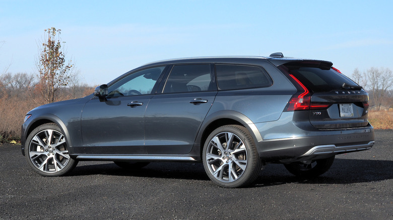 2024 Volvo V90 Cross Country