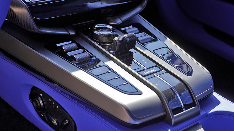 2025 Aston Martin Vanquish center console switchgear