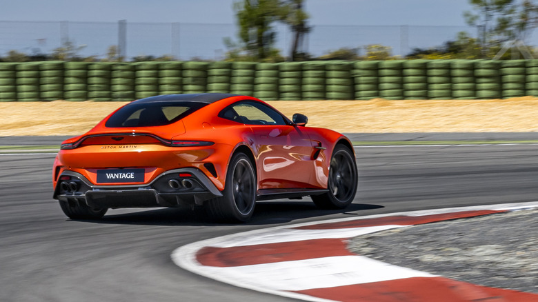 2025 Vantage on track