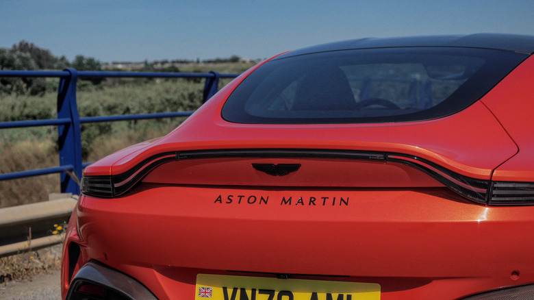 Vantage rear 