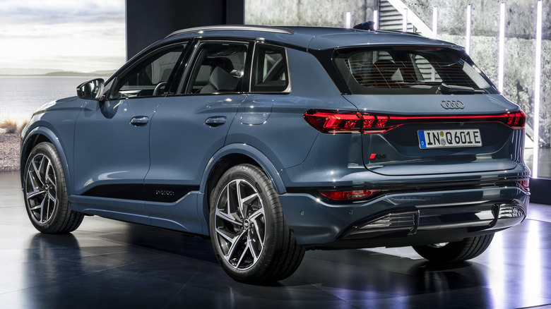 2025 Audi Q6 e-tron Quattro rear end