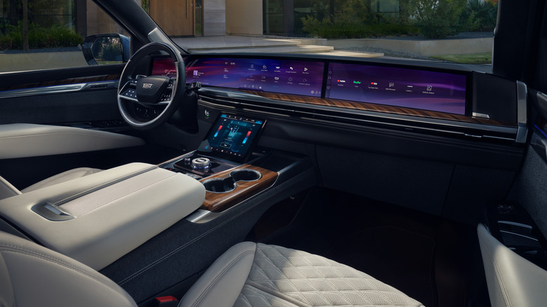 2025 Escalade dashboard