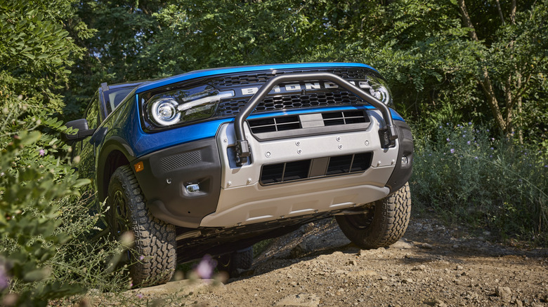 2025 Ford Bronco Sport Badlands Sasquatch climbing up a trail