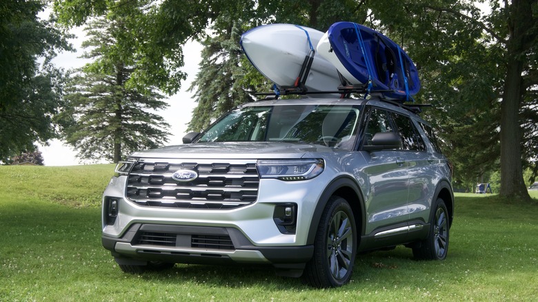 2025 Ford Explorer Platinum