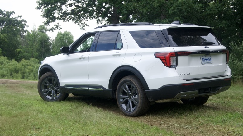 2025 Ford Explorer