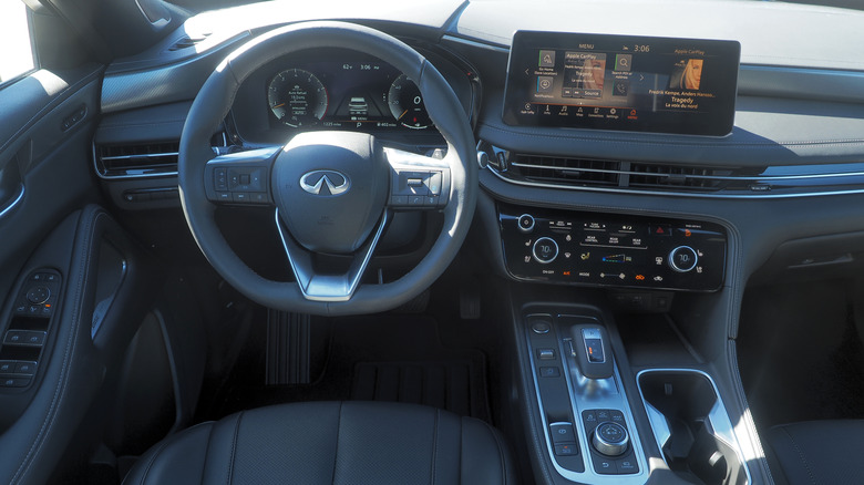 2025 Infiniti QX60 dashboard