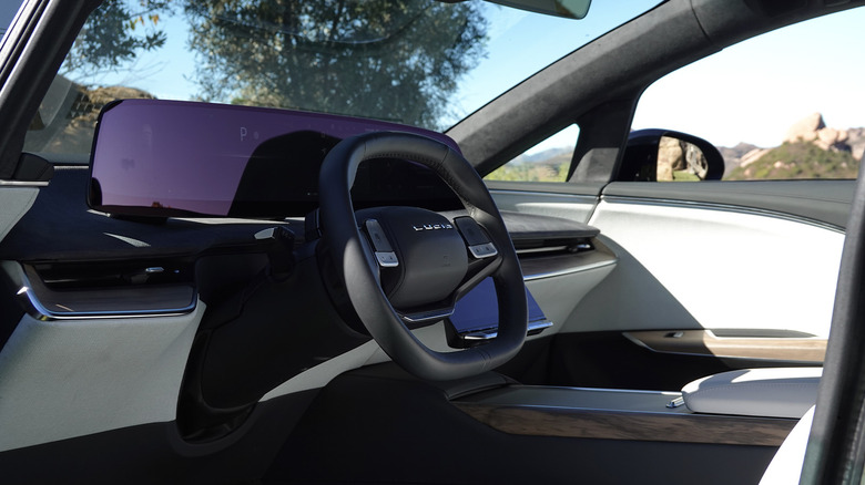 2025 Lucid Gravity steering wheel and dash